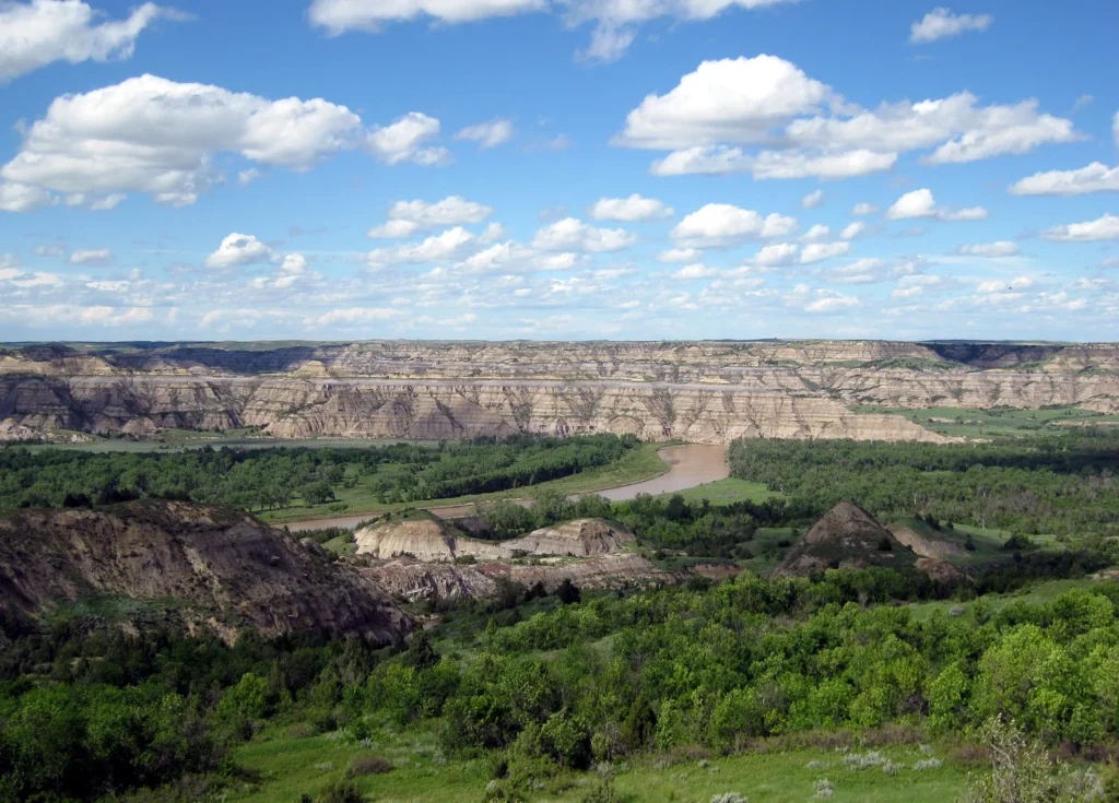 Badlands and the Little Missouri River in Theodore Roosevelt National Park, North Dakota