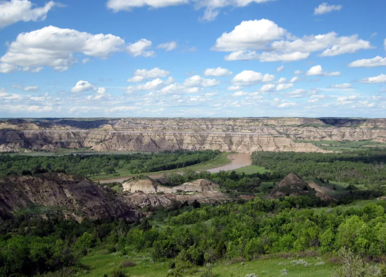 Badlands and the Little Missouri River in Theodore Roosevelt National Park, North Dakota